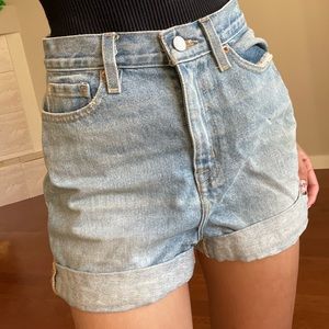 urban outfitters BDG JEANS mom jean shorts
